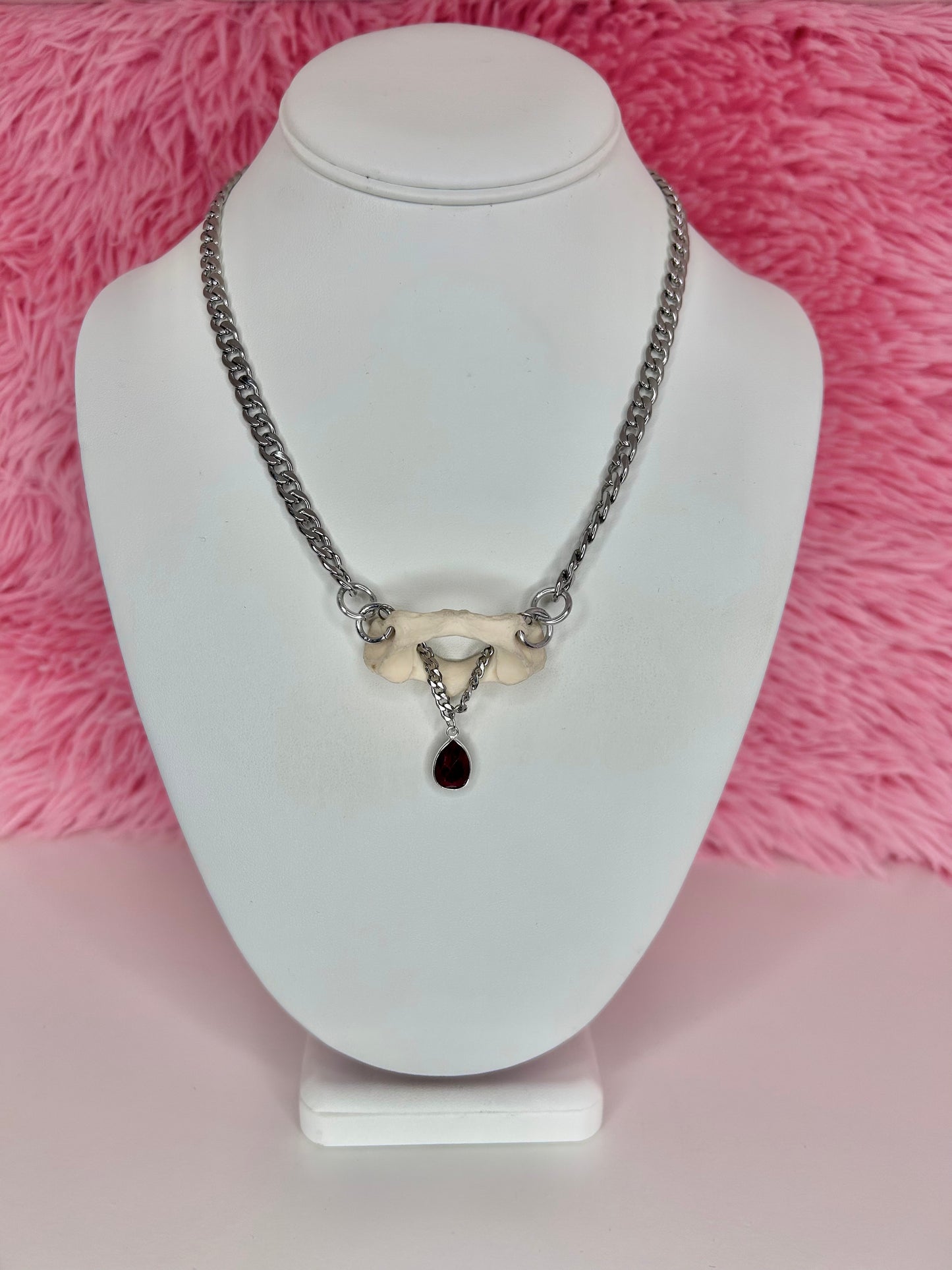 "𝕰𝖉𝖎𝖙𝖍" Necklace