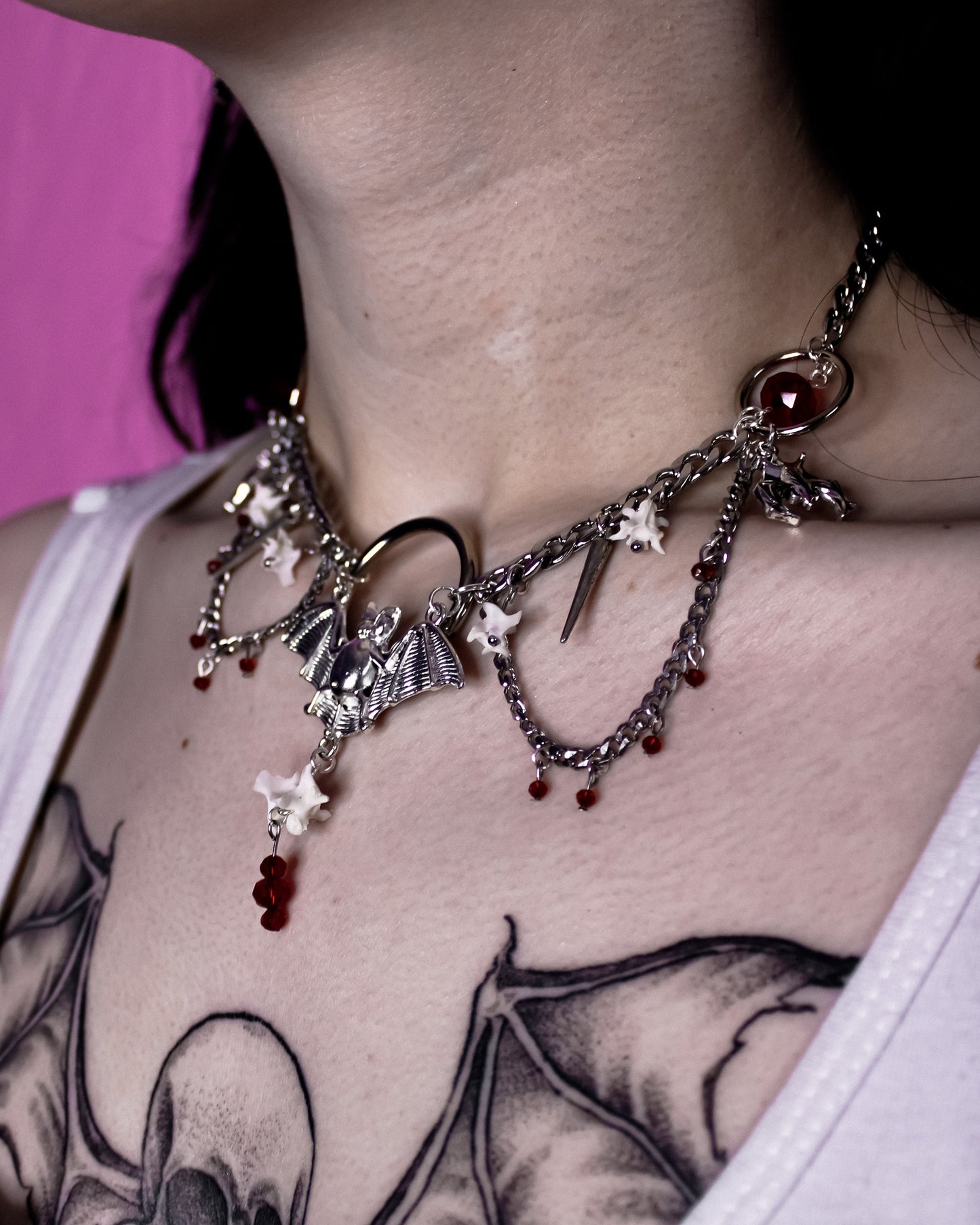 "𝕸𝖎𝖈𝖍𝖆𝖊𝖑" Necklace Red