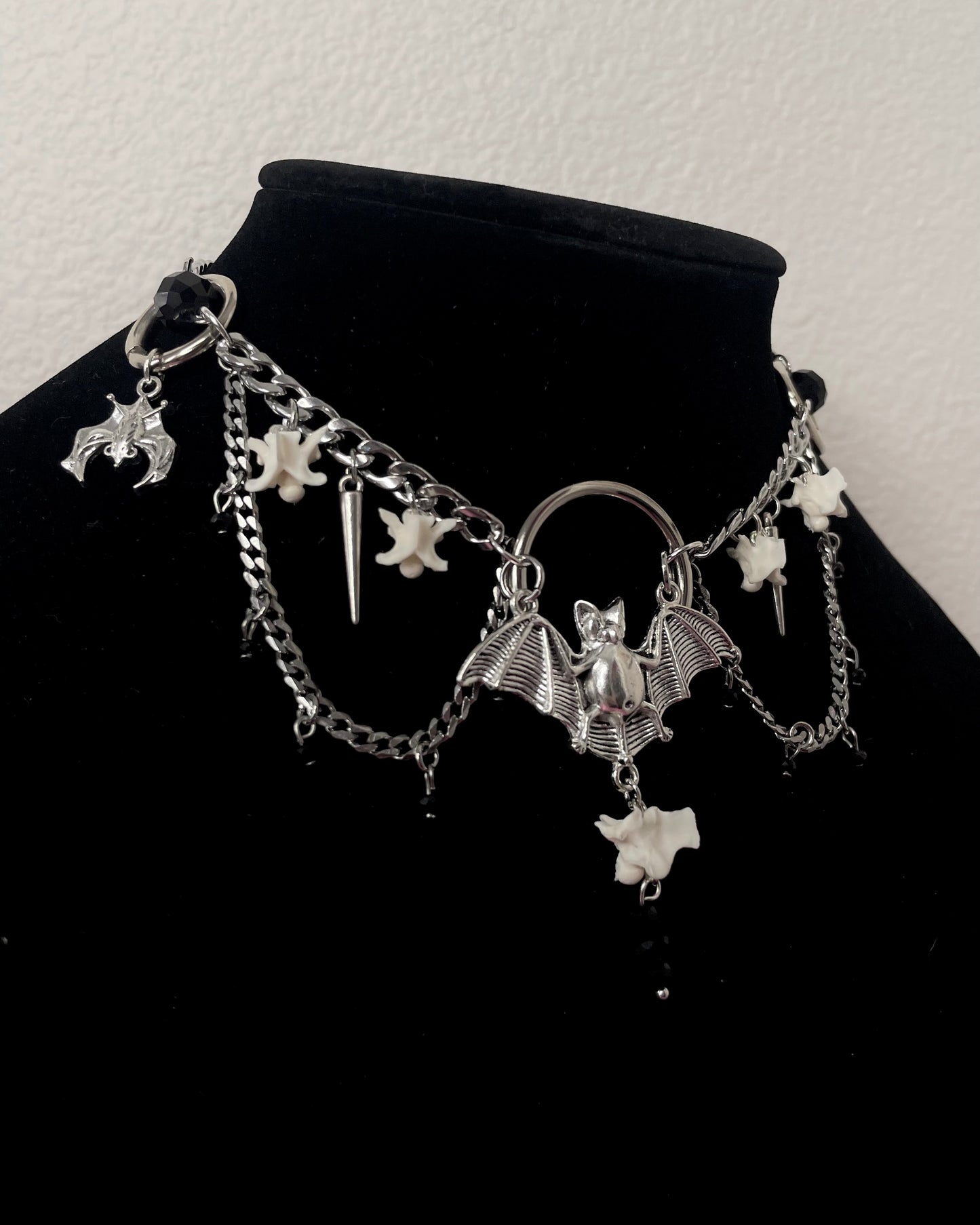 "𝕸𝖎𝖈𝖍𝖆𝖊𝖑" Necklace Black