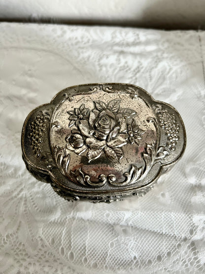 Oval Vintage Silver Jewelry box