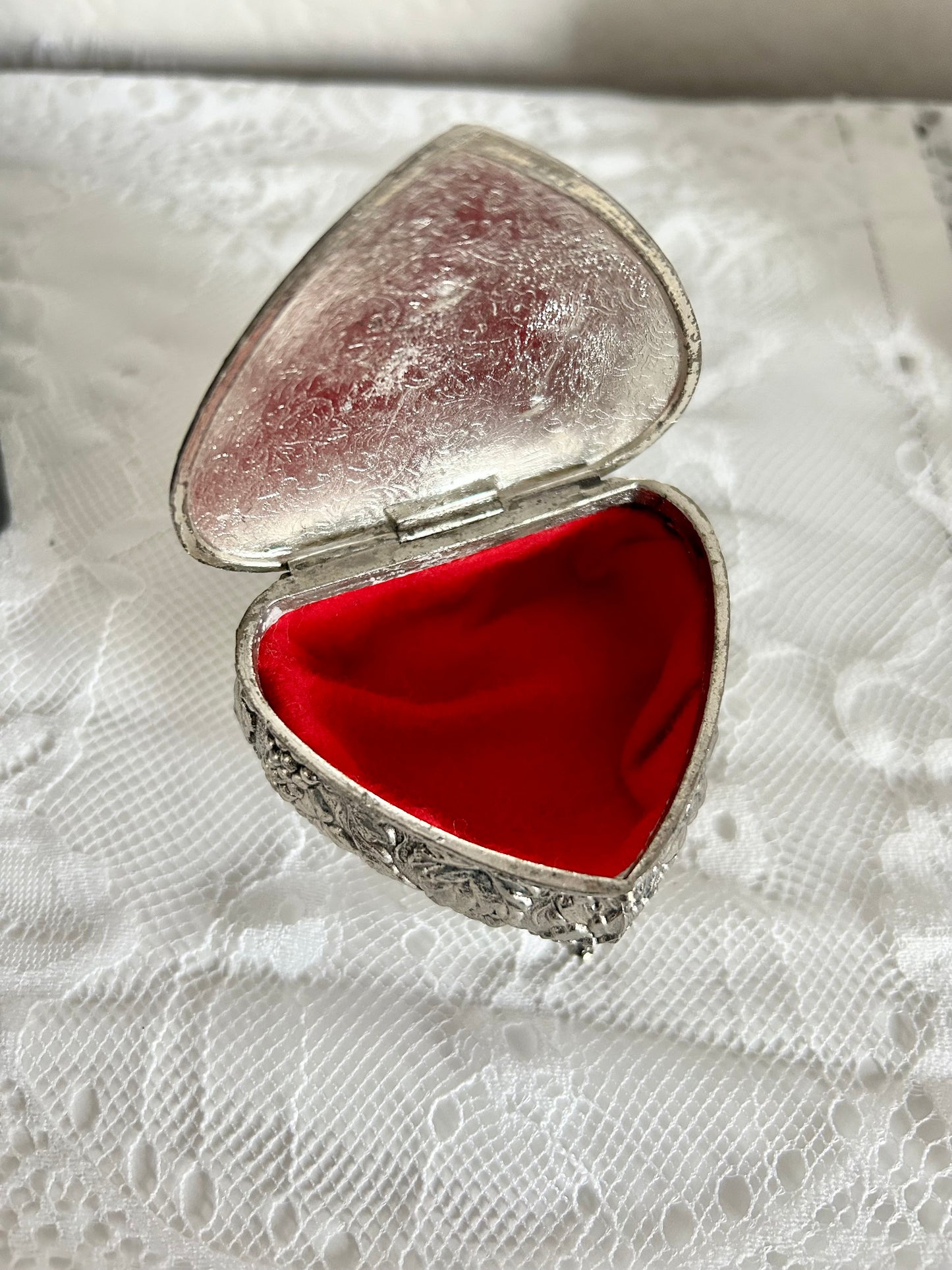 Heart Shaped Vintage Silver Jewelry box