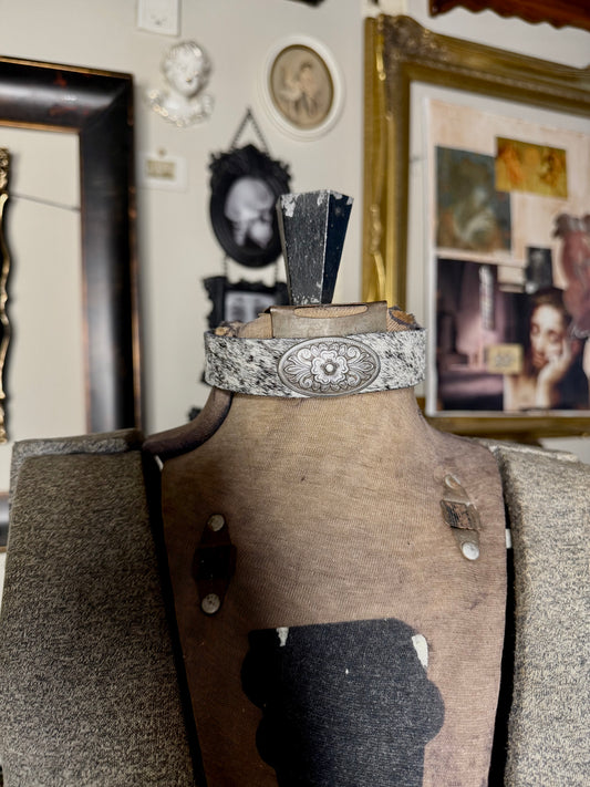 'Tombstone' Cowhide Choker