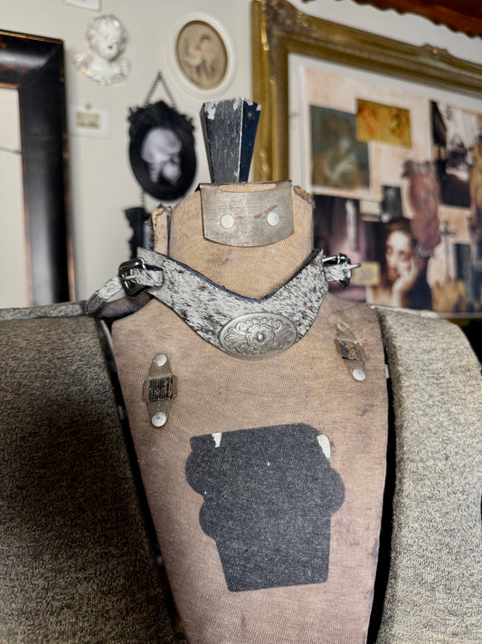 'Badlands' Cowhide Choker